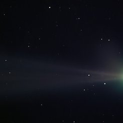 Colors of Comet Pojmanski