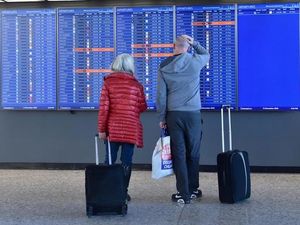 FAA Lifts Flight Cuts As US Drops Delay Compensation Plan