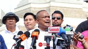 Ruam Palang Pandin Plans Major Rally At Victory Monument