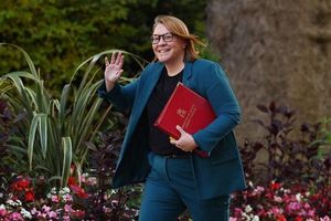 Labour Faces Internal Strife As MPs Demand Vision