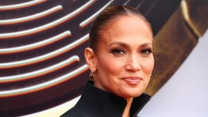 Jennifer Lopez Searches For New Home Amid Divorce