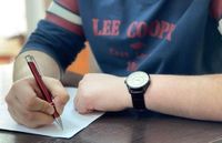 SUBIECTE simulare Bacalaureat 2025 la Limba Română: Ce au avut de rezolvat elevii de clasa a XII-a și a XIII-a