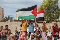 US to send about 200 troops to 'oversee' Gaza ceasefire deal
