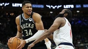 Giannis Antetokounmpo Ready For Bucks-Thunder Clash