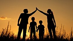 MUTLU BİR EVLİLİK