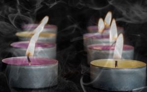 Health Risks Of Scented Candles Threaten Holiday Cheer