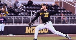 Missouri Softball Falls 8-0 To No. 1 Oklahoma