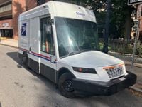 Will mail run today? Is the post office open?