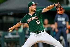 Red Sox Send Hicks And Sandlin To White Sox In High-Stakes Pitching Swap