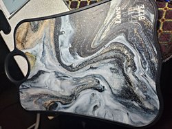 Tahtanın kendisi değil; üzerindeki "Münekker' soyut mudur, somut mudur?