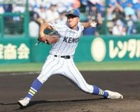 健大高崎の先発は左腕・下重 賢慎！154キロ右腕・石垣はベンチスタート【健大高崎vs明徳義塾 スタメン】

｜記事一覧｜高校野球ドットコム