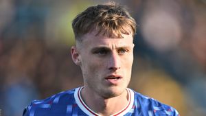 Owen Moxon Joins Stockport County From Portsmouth