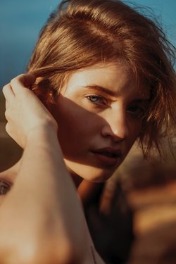 Bakışlarımızın, yürüyüşümüzün, mimiklerimizin hayat tarzımıza ve düşünce yapımıza göre değişmesini nasıl yorumlarsınız?