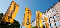 Continental-Aktie, Mercedes-Benz-Aktie, HOCHTIEF-Aktie & Co. profitieren von DAX-Rally: Anleger greifen bei zyklischen Aktien zu