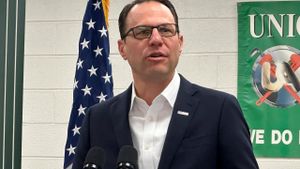 Governor Shapiro Unveils Lightning Plan For Energy Future