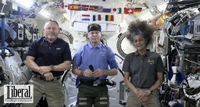 NASA: Ξεκίνησε η επιστροφή των Αμερικανών αστροναυτών από τον Διεθνή Διαστημικό Σταθμό (vid) | Liberal.gr