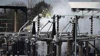 Huge Fire Completely Shuts Down One Of The World's Busiest Airports | FOX Sports Radio