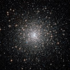 Globular Cluster M15 from Hubble