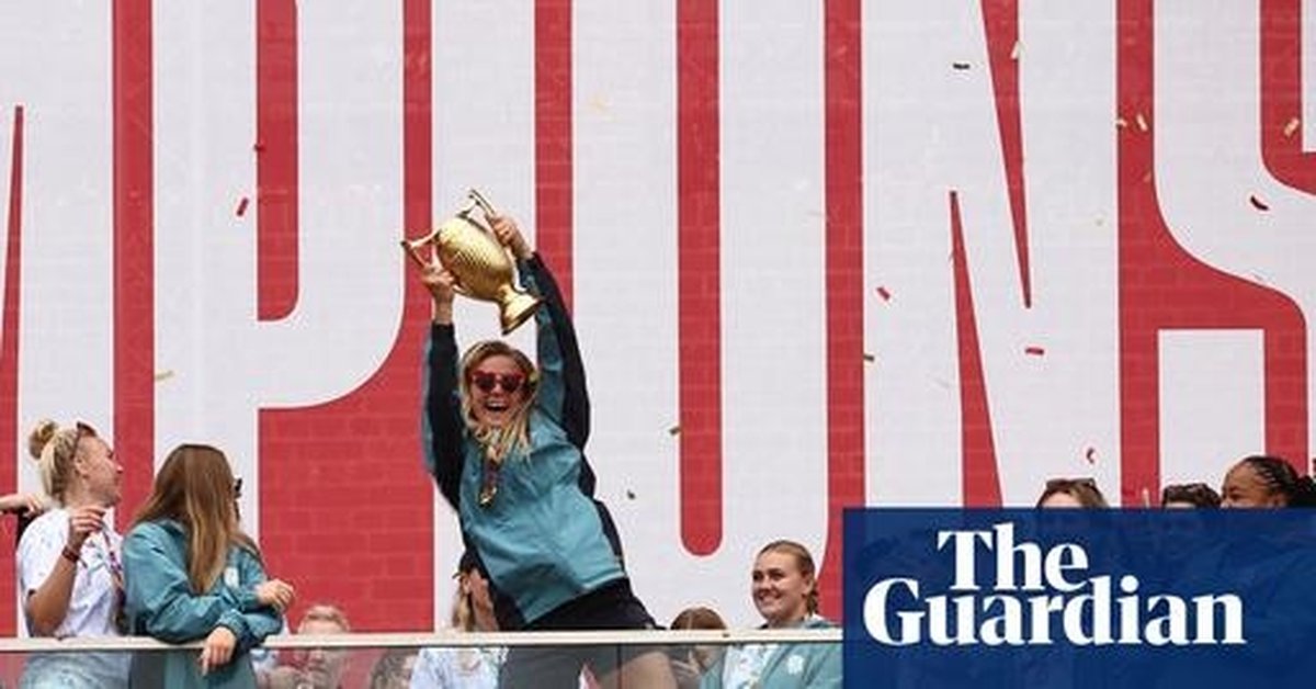 England Red Roses Triumph In Record-Breaking Rugby World Cup - Grand ...