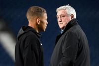 Former Newcastle United star points to main differences between Howe and Bruce