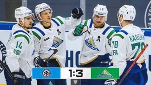 Salavat Yulaev Defeats Amur 3:1, Secures Fourth Straight Win