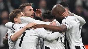 Beşiktaş Advances To Quarter-Finals With 2-1 Victory