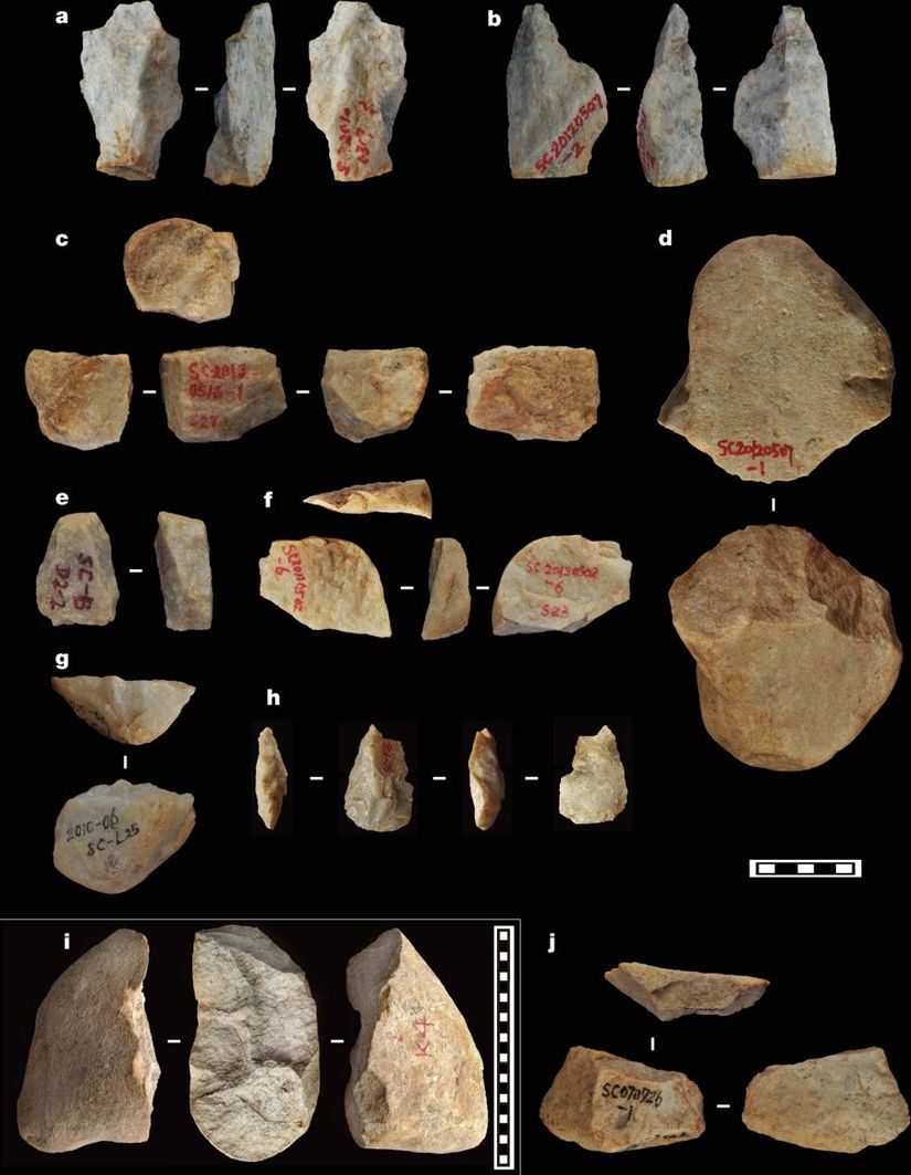 Tarihlendirilen dönemler: a,b,c,d,h,i; 2,09-2,12 myö. e; 1,95-2.09 myö. f,j; 1,59-1,65 myö. g; 1,73-1,80 myö.