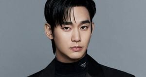 Kim Soo-hyun Faces Backlash Over Controversial Past Relationship