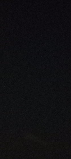 Bu yıldızın yanıp sönmesi normal mi?