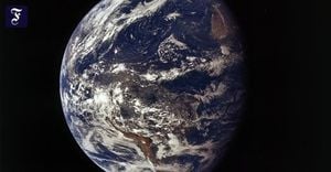 Soviet Space Probe Kosmos 482 Crashes Into Indian Ocean
