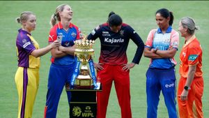 Delhi Capitals Clash With Mumbai Indians At WPL 2025