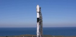 SpaceX, Yeni Falcon 9 Roketiyle 24 Starlink Uydusunu Kutup Yörüngesine Gönderdi.