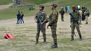 Jammu And Kashmir Police Launch Sweeping Anti Terror Raids