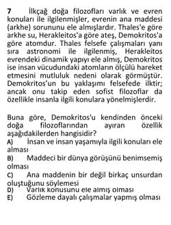 Demokritos'u kendinden önceki doğa filozoflarından ayıran özellik hangisidir?