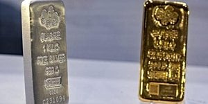 Gold Prices Plunge After Fed Nomination Shakes Markets
