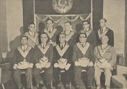 Masonluk iyi bir oluşum mudur? Zamanla evrim geçiren bir ideoloji ile haraket etmiş eskiden masum yeni hallerinde radyoaktif bir oluşum olabilir mi?