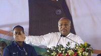 PM Modi cancelled Kashmir visit after receiving intelligence report on terror attack, alleges Kharge