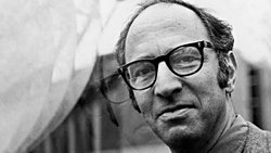 Thomas Kuhn’un Ötesinde Düşünmek: Bilimsel Devrimlerin Sosyalist Ontolojisi