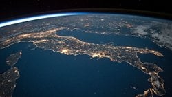 Dünya Ne Kadar Hızlı Hareket Ediyor?