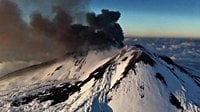 Astonishing vid shows Mount Etna spewing molten lava as yellow alert in place