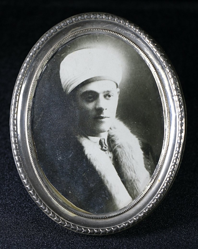 (Müzayede ye çıkan Hafız Sadettin Kaynak fotoğrafı)