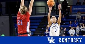 Kentucky Women Hold Off Liberty In NCAA First Round