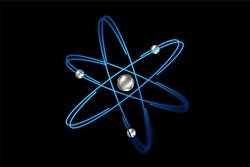 Atomun rengi ve şekli var mı?