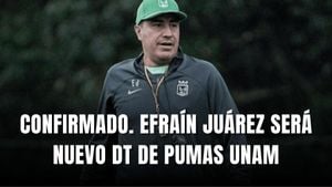 Efraín Juárez Named Head Coach Of Pumas