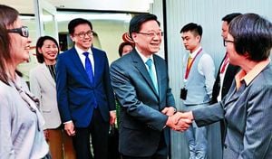 Hong Kong Leader Emphasizes Global Ties At Forum