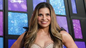 Danielle Fishel And Maitland Ward Clash On Pod Meets World