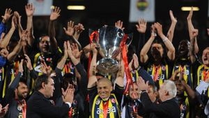 Fenerbahçe Dominates Gaziantep FK To Advance