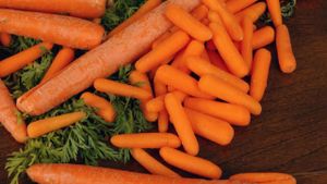 E. Coli Outbreak Traced To Organic Carrots Raises Alarm Across U.S.