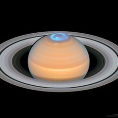  Aurora around Saturn's North Pole 