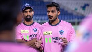 Delhi Capitals Secure Thrilling One-Wicket Win Over Lucknow Super Giants